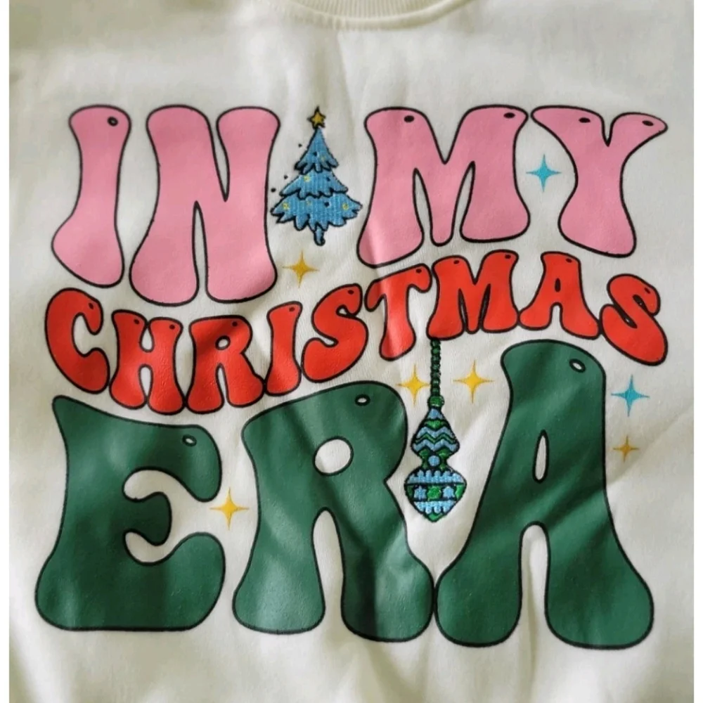 Lucky You In MyChristmas Era Off-White HolidaySweatsuit – Girls Size M (10)-L(12